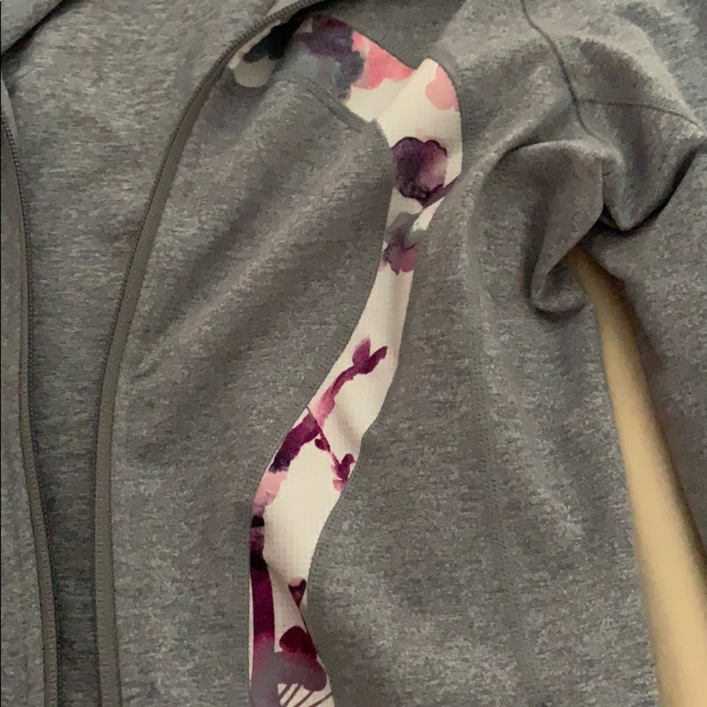 Lululemon jacket - Picture 2 of 3